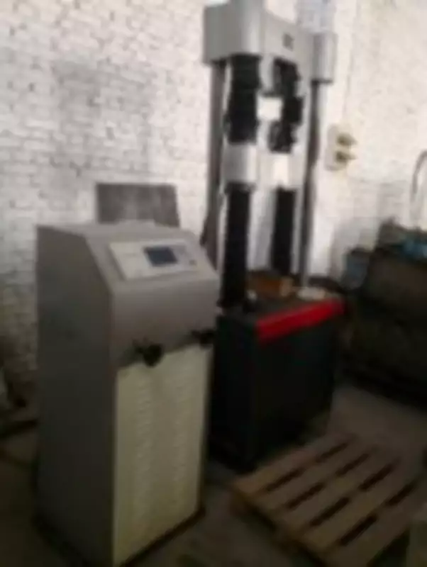 Tensile testing machine