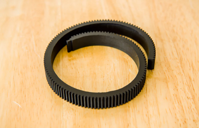 flexible gear rack