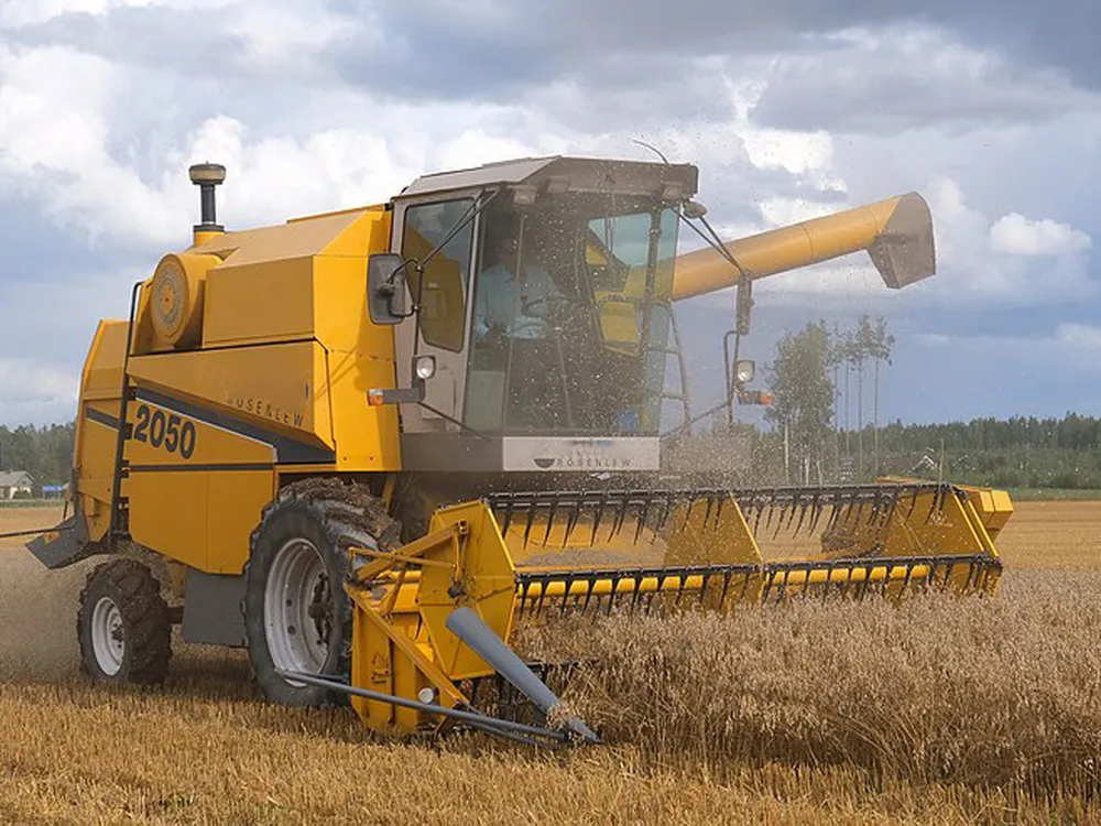 Agricultural Combine Harvester Chain Use Precautions