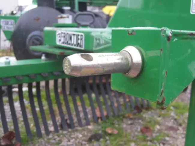 Adapter Bushing on Quick Hitch