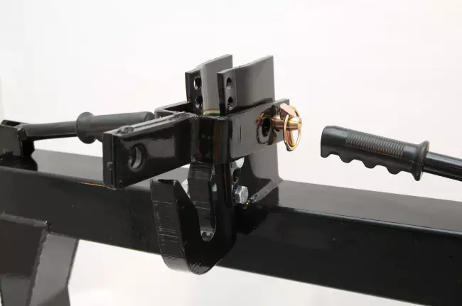 3 Point Quick Hitch for CAT 1 Tractors