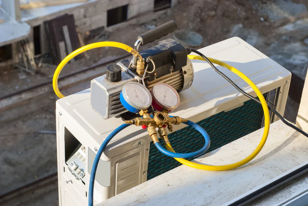 AC Refrigerant Charging Hose Use Operation Steps