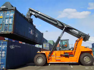 Reach Stackers