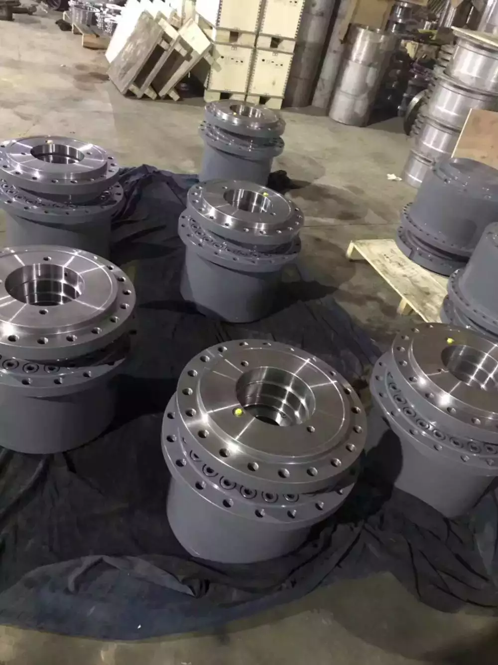 Travel Gearbox (Final Drive) Image