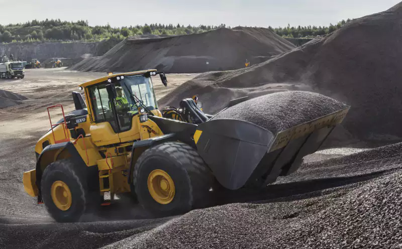 wheel loader